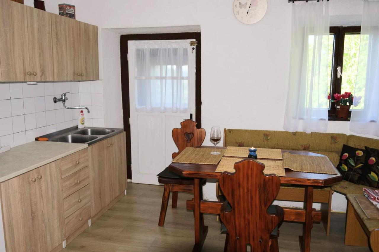 Kuca Za Odmor Beljan Villa Brod na Kupi Exteriör bild